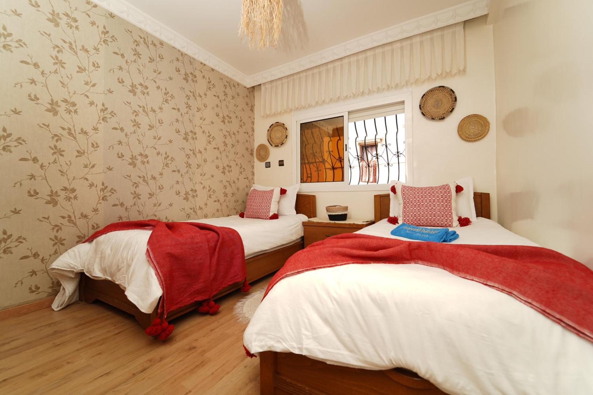 Bed and Breakfast Waves Hunter Surf House Agadir Esterno foto