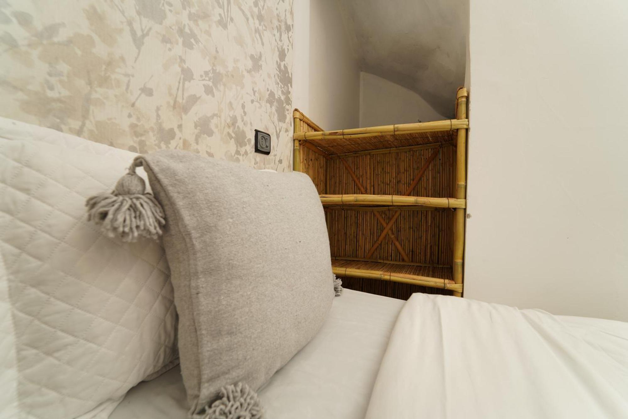 Bed and Breakfast Waves Hunter Surf House Agadir Esterno foto